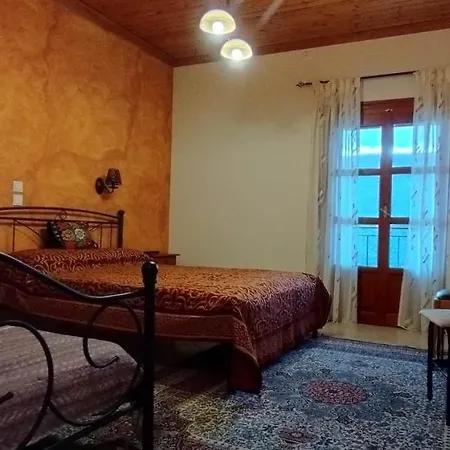 Guest house ερυκίνη 3*