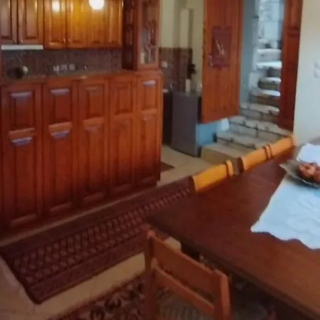 Guest house ερυκίνη
