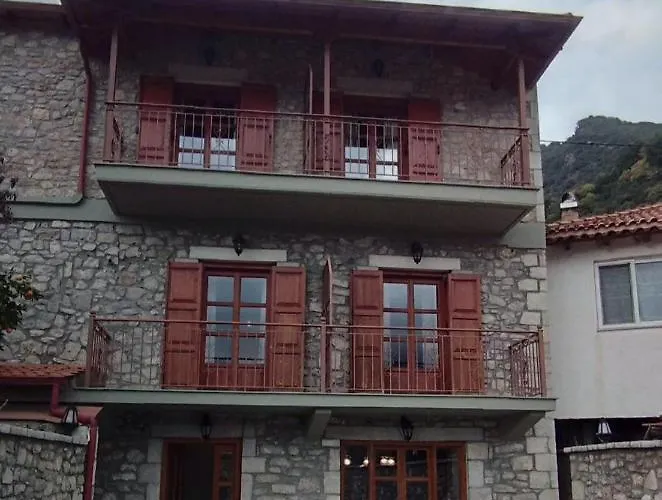 ゲストハウス ερυκίνη